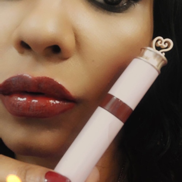 Level Up Cosmetics Other - Venus Kiss ( Bloody Red) Liquid Lipstick Creamy